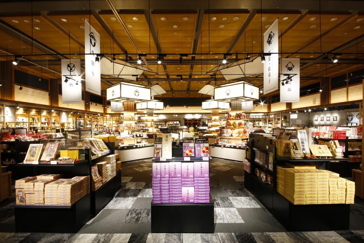 Hida Takayama Onsen Takayama Green Hotel Keio Group Hotels Экстерьер фото Interior of a typical Japanese department store